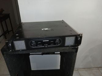 Samson S2400 Amplifier