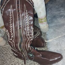 Brand New Cowgirl Boots Sized 8