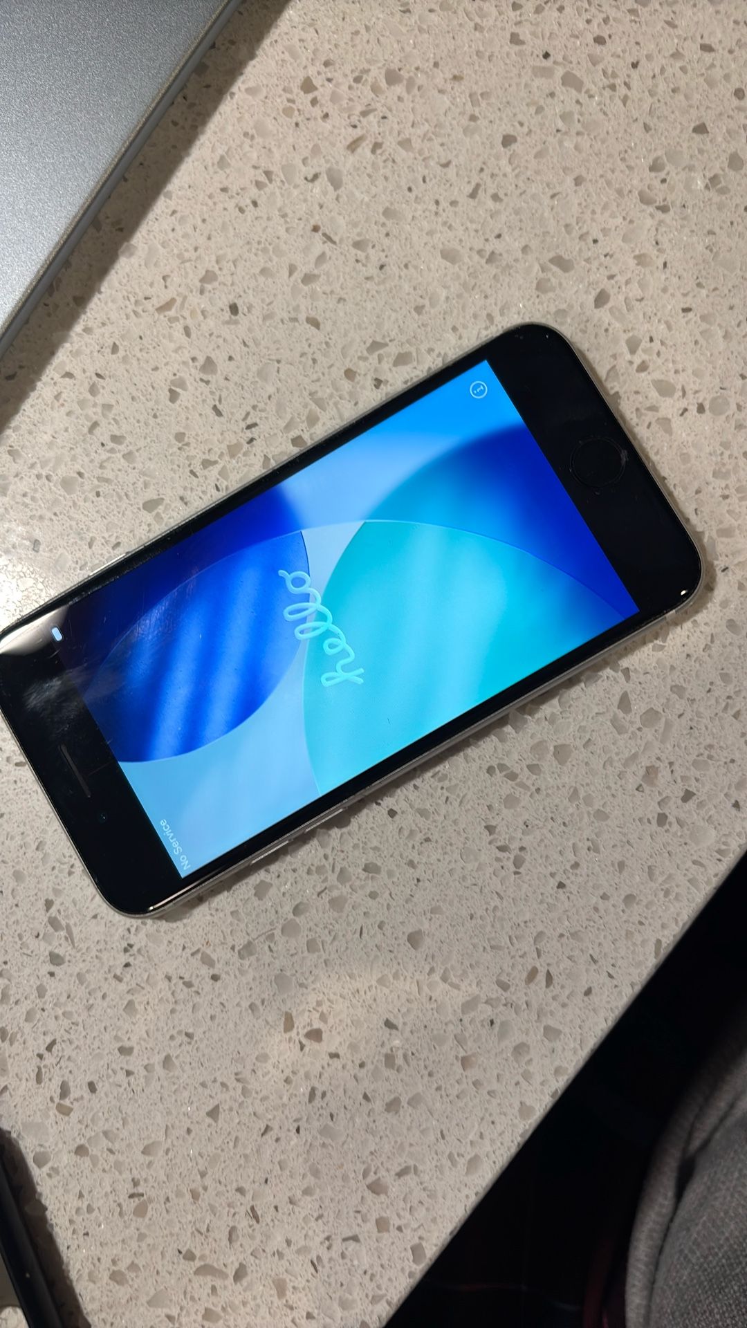 Apple Iphone SE (2nd Gen) White