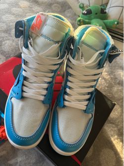 Off-White x Air Jordan 1 Retro High OG 'UNC'