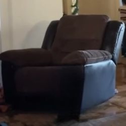 Couches & Recliner