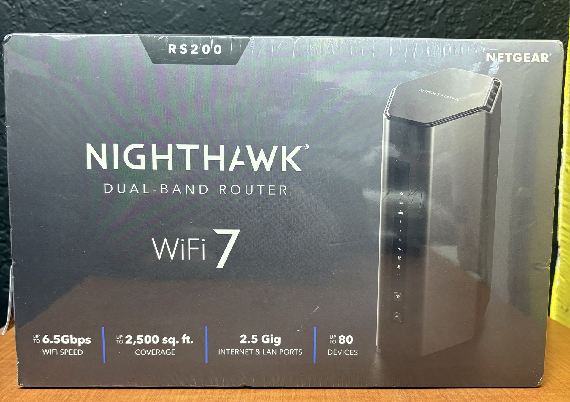NETGEAR - Nighthawk BE6500 Dual-Band Wi-Fi 7 Router - Black