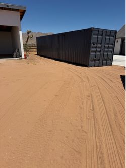 Storage shipping containers