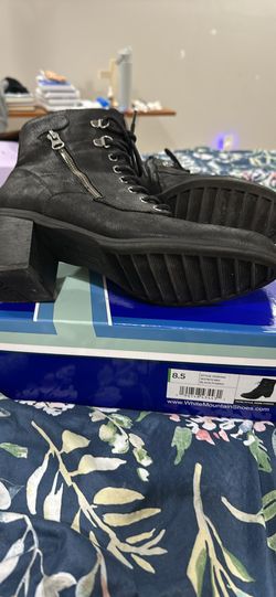 White Mountain Black Booties Size 8.5 