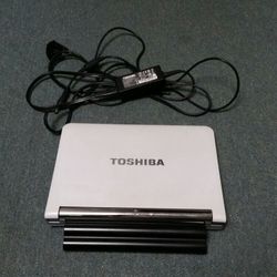 Toshiba NB205 10.1" Laptop