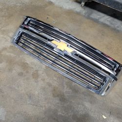 2015-20 Chevy Tahoe Suburban Front Grille 