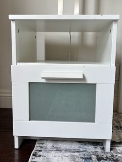 Night stands