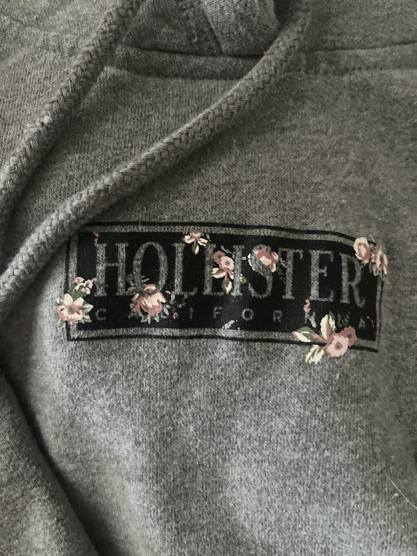 Hollister sweatshirt women hoodie collectible 