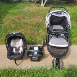 Graco Click Connect Stroller Infant Car Seat With Base Combo Expires 2032