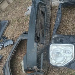 Front Clip Grill And Lights For 2012 Jeep Liberty 