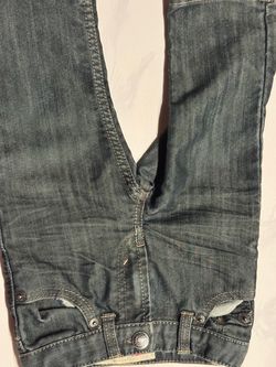 Levi's Medium Wash Denim Jeans