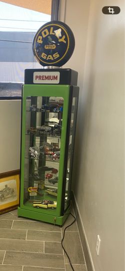 Poly Gas Display Cabinet