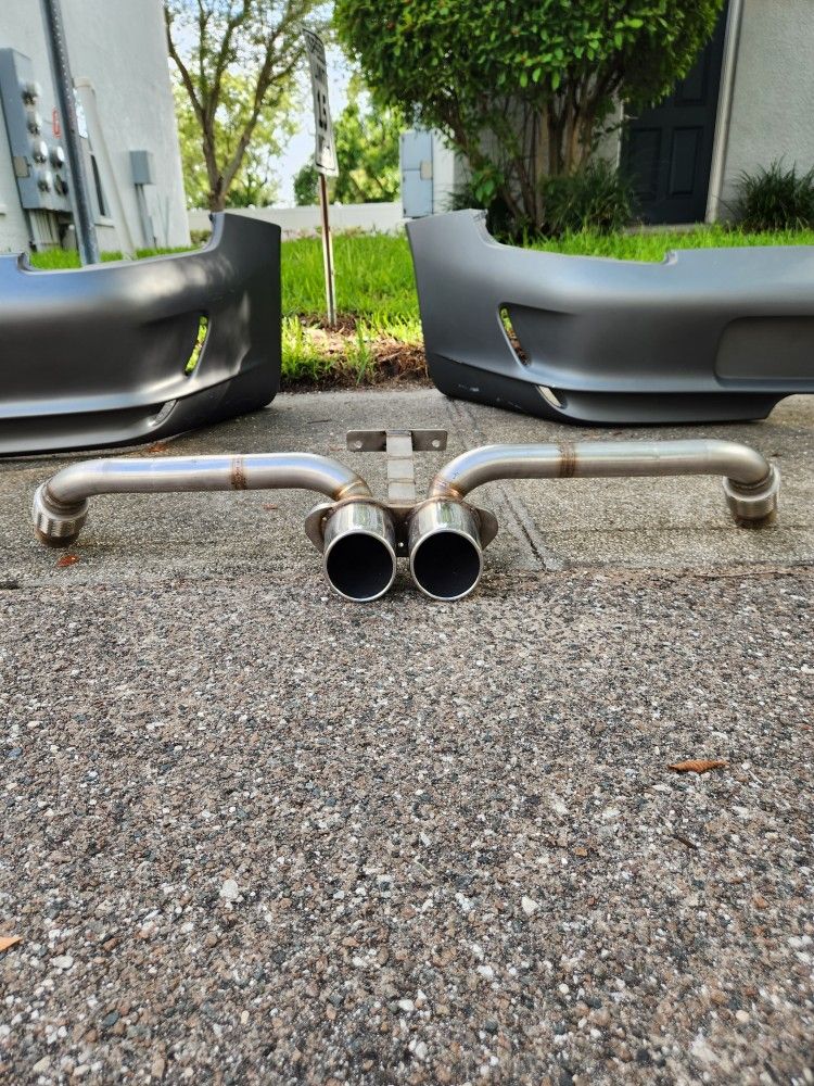 Modded Dual Exhaust From 997 Carrera look To GT3 Look.