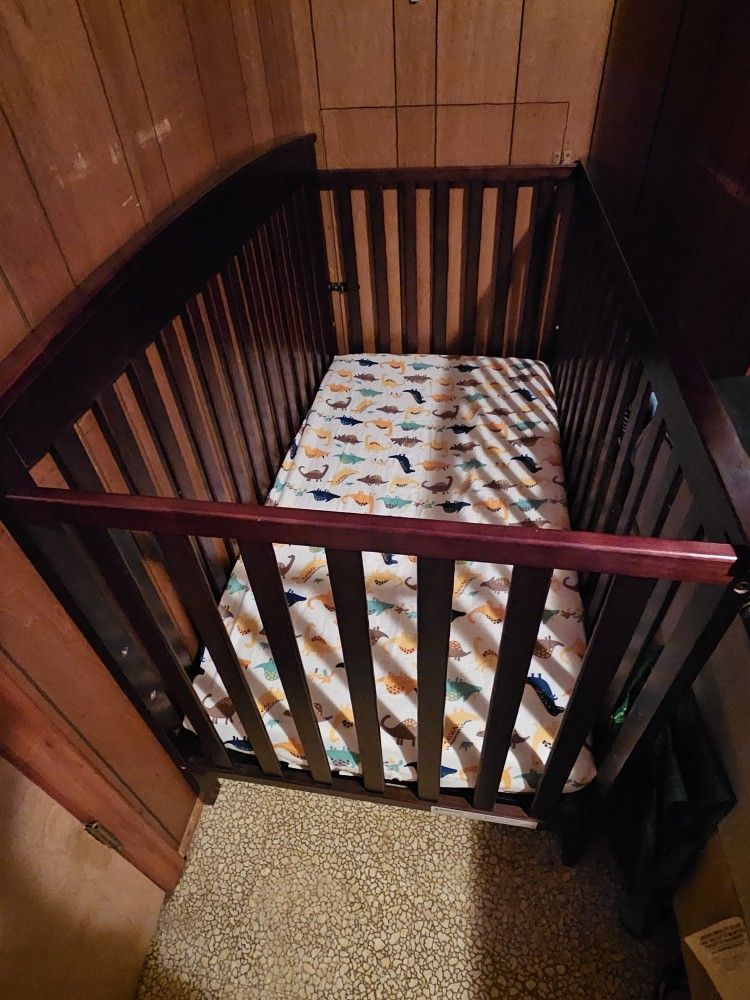 Crib And Mattress 