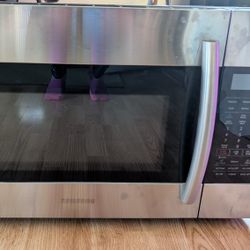 Samsung 1.6-cu ft 29.88-in Range Stainless Steel Microwave