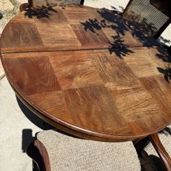 Table And Chairs 