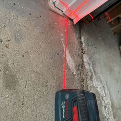 Bosch GLL 3-80 Professional Laser Level (Red Beam)
