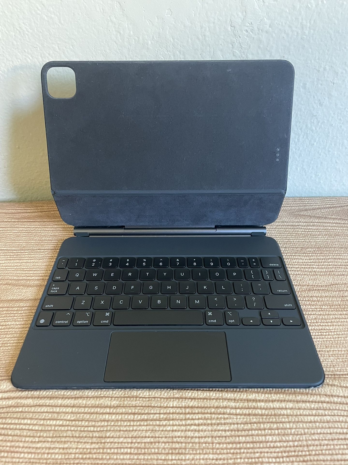 Apple Magic Keyboard For iPad Pro 11” And Air