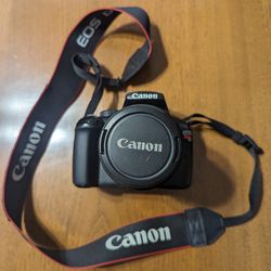 Canon Rebel T3 Camera