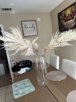 pampas vase