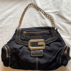 Guess Black Hand Shoulder Back With Chain 