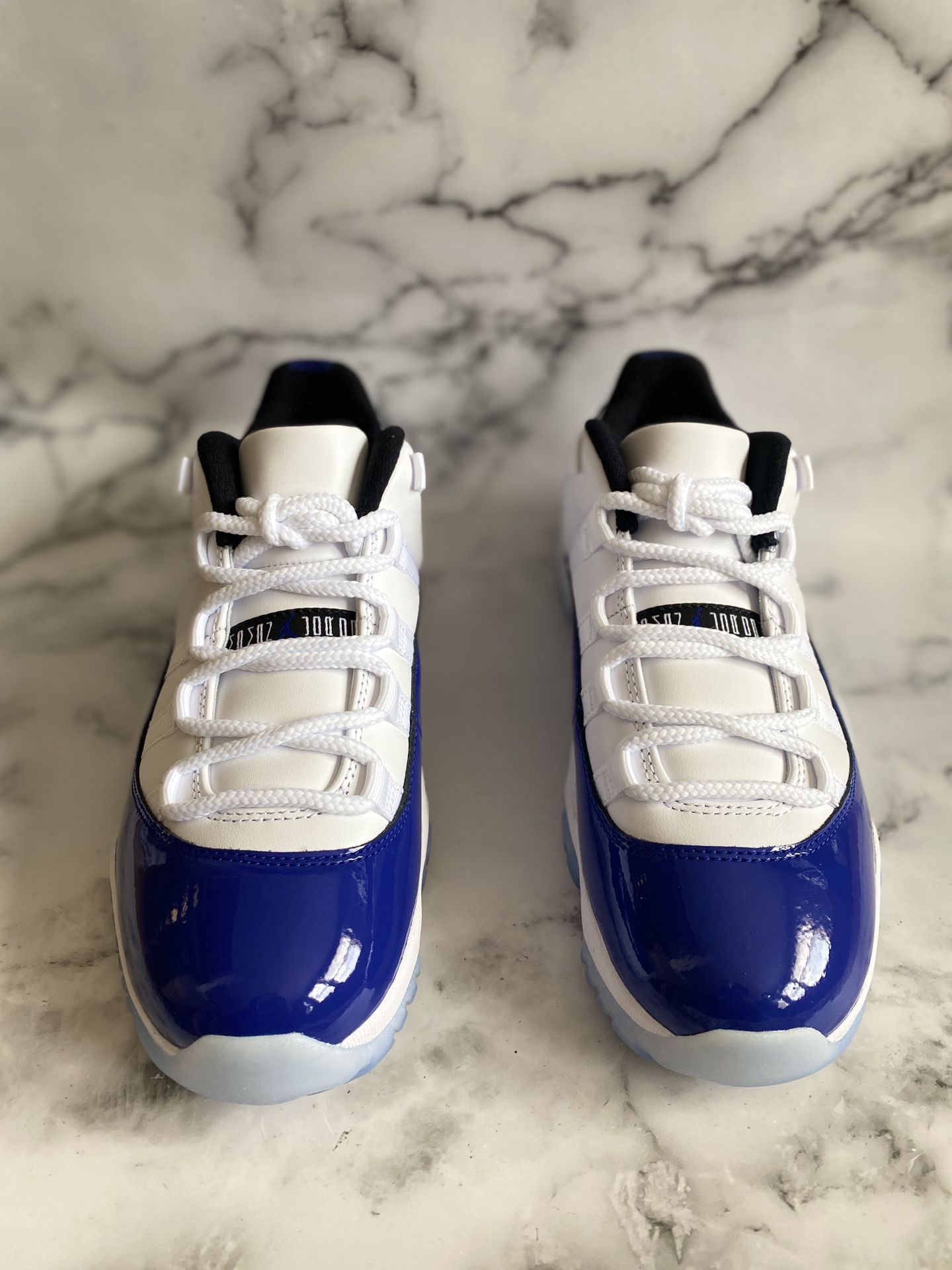 Women’s Sz 7.5, 8.5, 10 Jordan 11 Low Concord