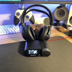 Xbox Series Arctis Nova pro Wireless/ Steelseries