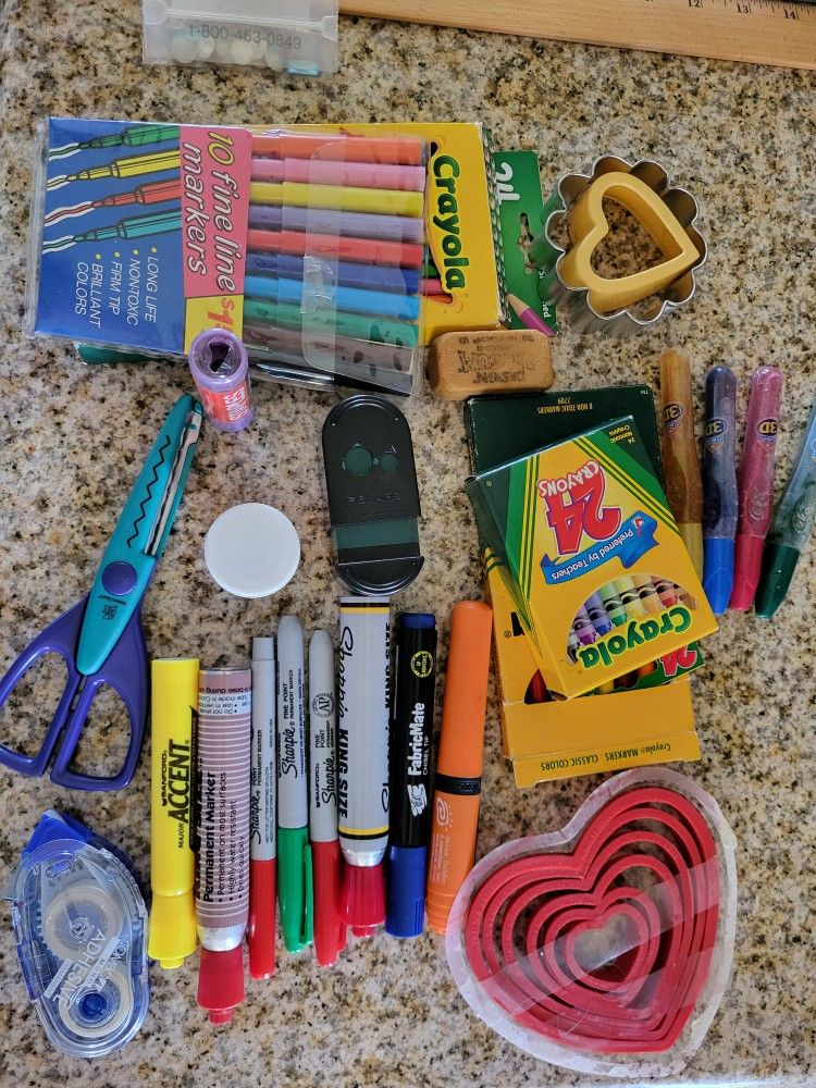 Assorted Arts & Craft Supplies