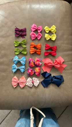 Set Of 10 Colorful Hair Bows