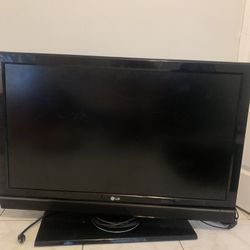 Nice Size Lg Tv