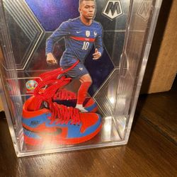 MBAPPE SHADOW BOX WITH COLOR MATCH NIKE 