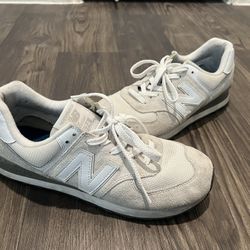 New Balance 574 White  9.5
