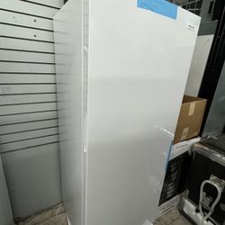New Frigidaire Upright Freezer 13 Cubic Feet 