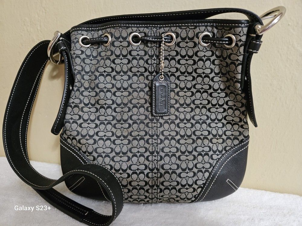Coach Women's Bag Black and Gray