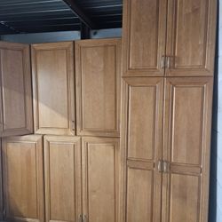 Kitchen Cabinets Only On The Wall The One That Goes Above  The Refrigerator I Dont Have It 
