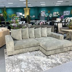 Luxe Cloud Oversize Sectional 