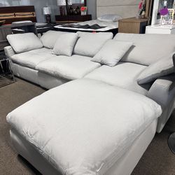 Stunning Cloud Sectional! $849 ☎️⭐️✨ Easy Financing!
