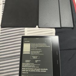 Kindle Oasis + Black Cover Leather 