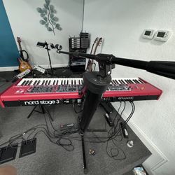Keyboard Stand