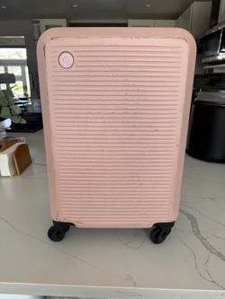 Carryon luggage $25