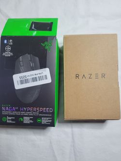 Razer Naga V2 HyperSpeed Wireless MMO Gaming Mouse