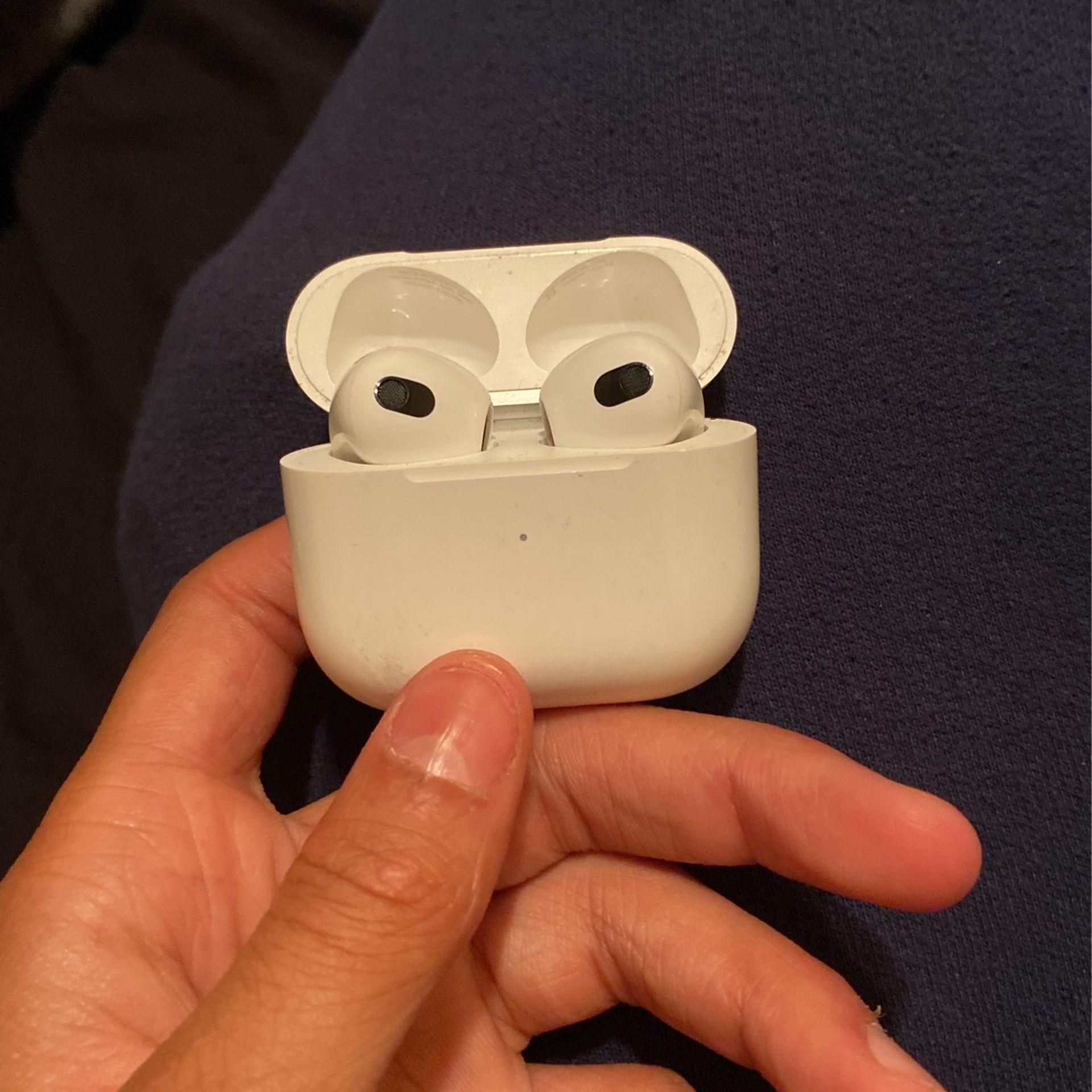 AirPods Gen 3s