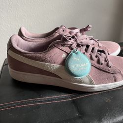 Women Soft Foam Puma SZ 7.5 