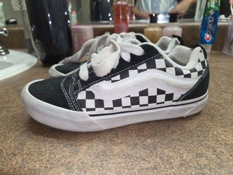 Size 4.5 boys vans shoes