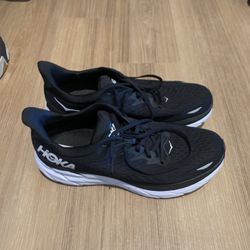 Hoka Clifton