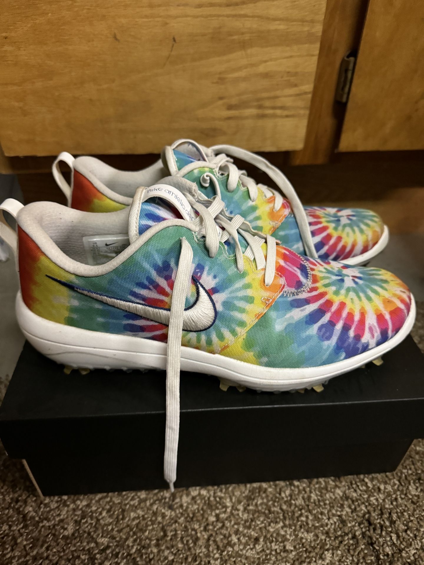 Nike Roshe Tie Dye 9.5