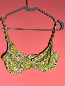 bikini 34D very cute