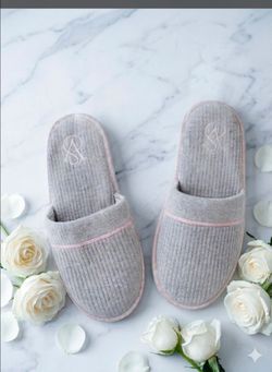 Victoria Secret Slippers SIZE 10