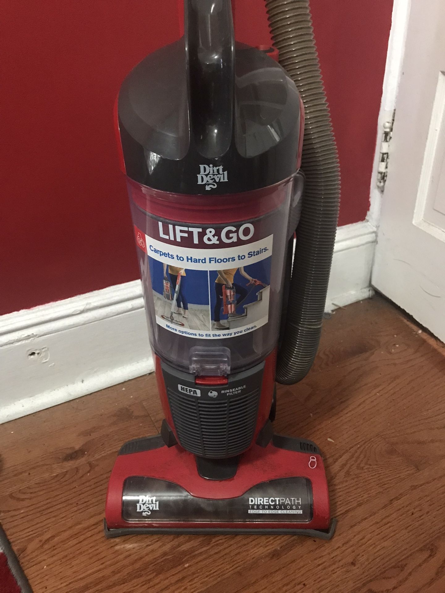 Dirt Devil Lift and Go Vacuum with Swipes, Red