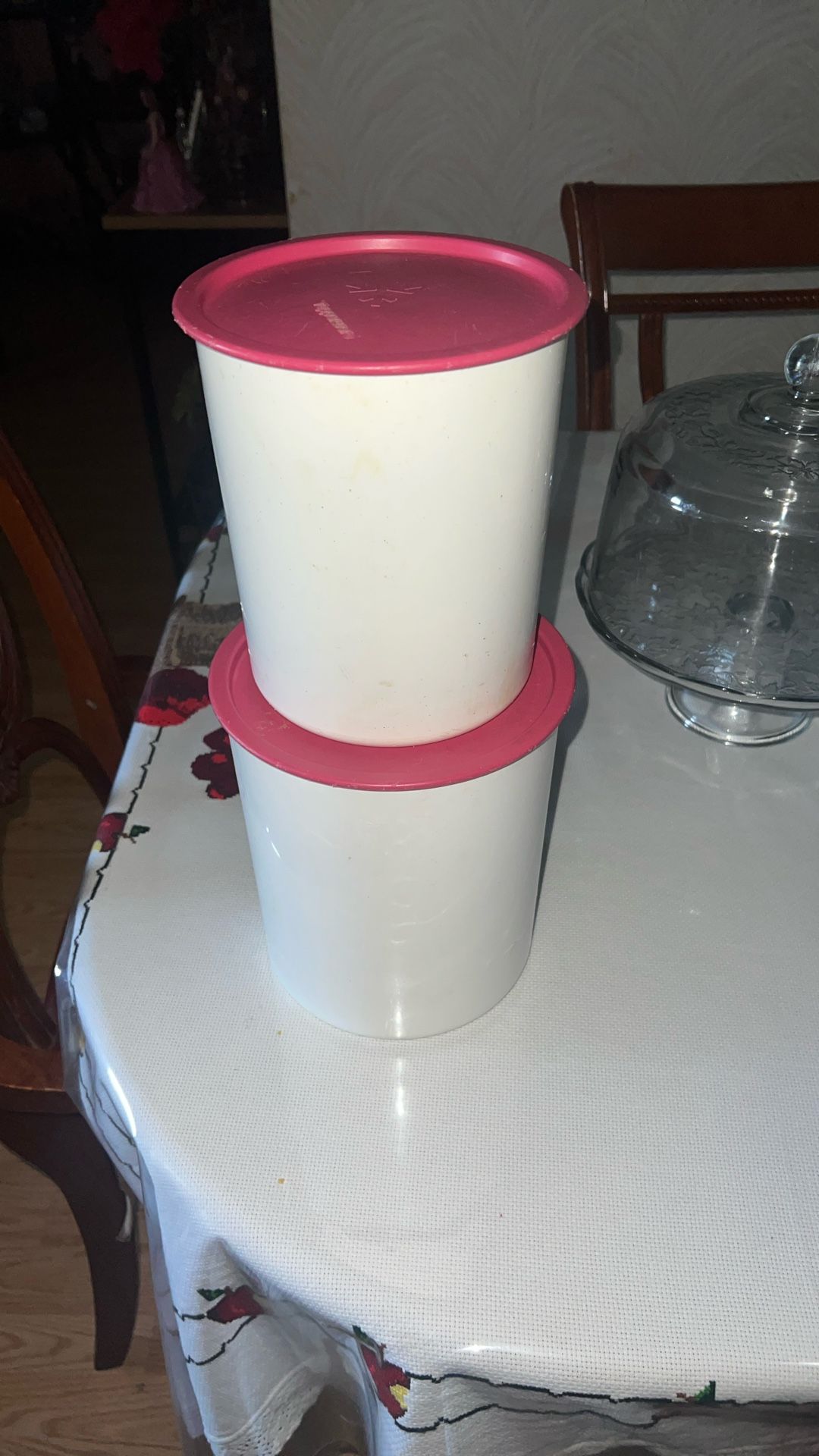 Tupperware 